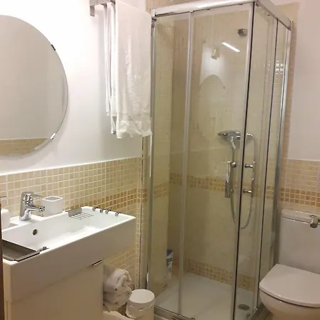 Y Estudios La Ristra Apartment