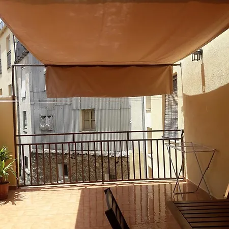 Y Estudios La Ristra Apartment *