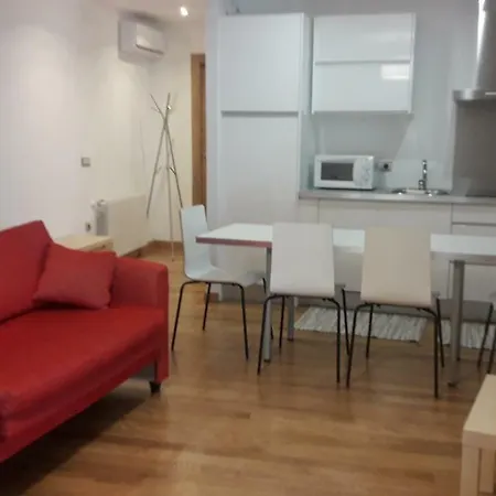 Y Estudios La Ristra Apartment