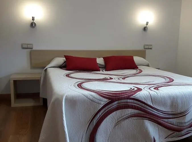 Y Estudios La Ristra Апартаменты