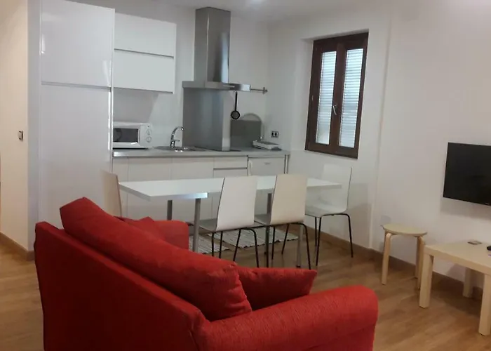 Апартаменты Y Estudios La Ristra