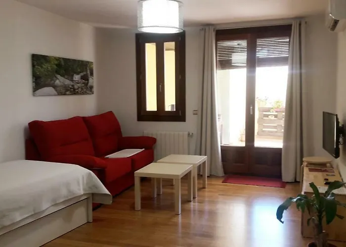 Y Estudios La Ristra Апартаменты *